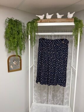 Marilyn Monroe High Waisted Pull- On Midi Skirt | Navy With Floral - Size 2X